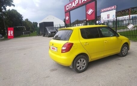 Skoda Fabia II, 2012 год, 370 000 рублей, 3 фотография