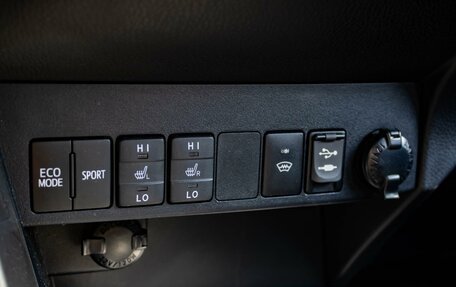 Toyota RAV4, 2017 год, 2 470 000 рублей, 17 фотография