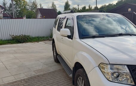 Nissan Pathfinder, 2013 год, 1 850 000 рублей, 2 фотография