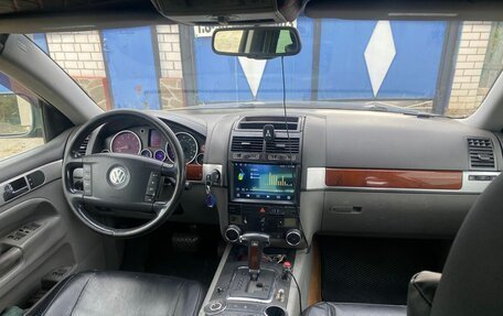 Volkswagen Touareg III, 2003 год, 810 000 рублей, 13 фотография