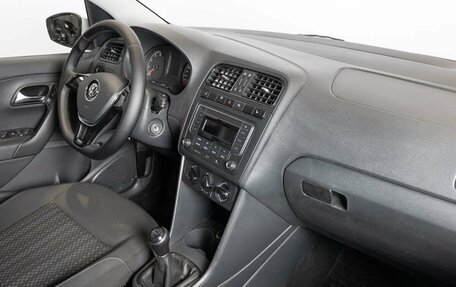 Volkswagen Polo VI (EU Market), 2016 год, 1 007 000 рублей, 4 фотография