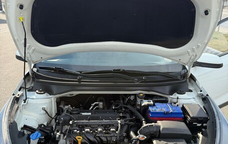 KIA Rio IV, 2021 год, 1 665 000 рублей, 25 фотография