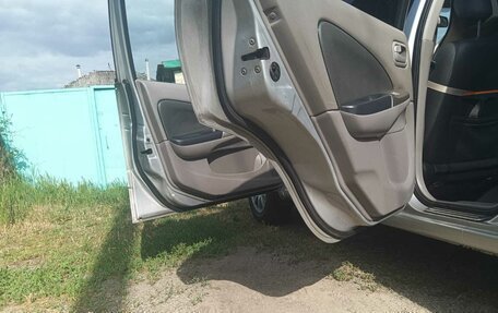 Nissan Sunny N16, 2002 год, 400 000 рублей, 8 фотография
