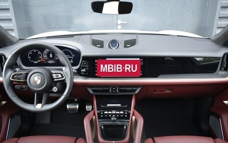 Porsche Cayenne III, 2024 год, 21 000 000 рублей, 11 фотография