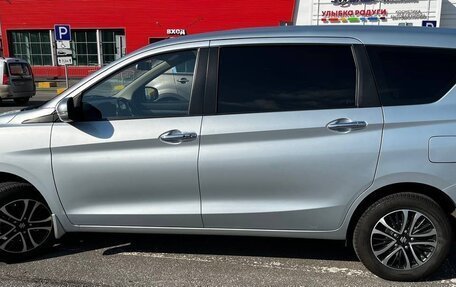 Suzuki Ertiga II, 2023 год, 2 200 000 рублей, 4 фотография