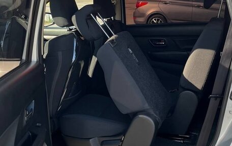 Suzuki Ertiga II, 2023 год, 2 200 000 рублей, 14 фотография