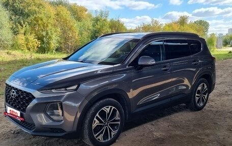 Hyundai Santa Fe IV, 2018 год, 2 300 000 рублей, 2 фотография