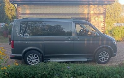 Volkswagen Multivan T6 рестайлинг, 2018 год, 4 400 000 рублей, 1 фотография