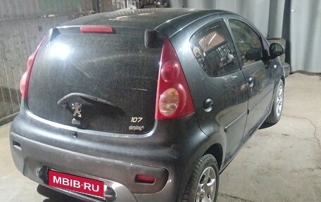 Peugeot 107 I рестайлинг, 2007 год, 385 000 рублей, 1 фотография