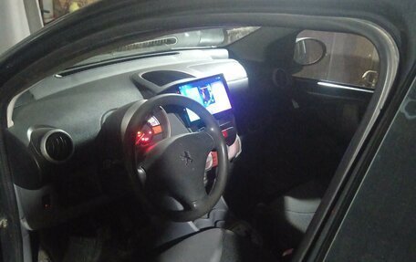 Peugeot 107 I рестайлинг, 2007 год, 385 000 рублей, 3 фотография