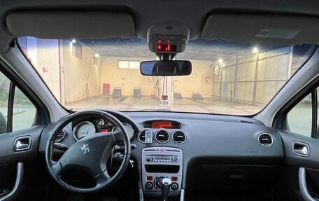 Peugeot 308 II, 2009 год, 415 000 рублей, 3 фотография