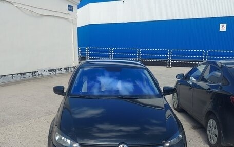 Volkswagen Polo VI (EU Market), 2011 год, 695 000 рублей, 1 фотография
