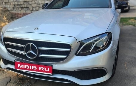 Mercedes-Benz E-Класс, 2019 год, 4 090 000 рублей, 2 фотография