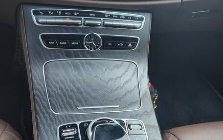 Mercedes-Benz E-Класс, 2019 год, 4 090 000 рублей, 11 фотография