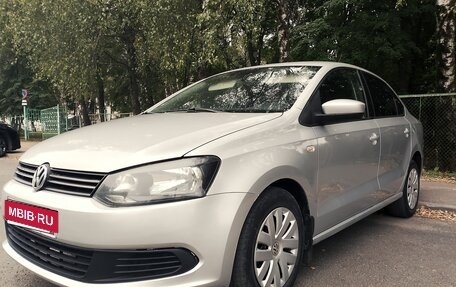 Volkswagen Polo VI (EU Market), 2012 год, 880 000 рублей, 1 фотография
