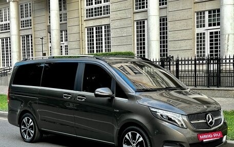 Mercedes-Benz V-Класс, 2014 год, 3 950 000 рублей, 7 фотография