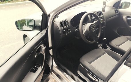 Volkswagen Polo VI (EU Market), 2012 год, 880 000 рублей, 19 фотография