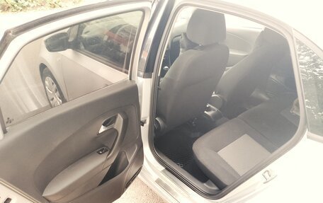 Volkswagen Polo VI (EU Market), 2012 год, 880 000 рублей, 18 фотография