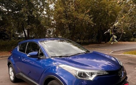 Toyota C-HR I рестайлинг, 2018 год, 1 930 000 рублей, 2 фотография