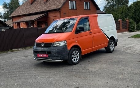 Volkswagen Transporter T5 рестайлинг, 2008 год, 680 000 рублей, 1 фотография
