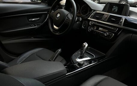 BMW 3 серия, 2018 год, 2 300 000 рублей, 11 фотография