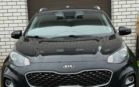 KIA Sportage IV рестайлинг, 2021 год, 2 550 000 рублей, 1 фотография