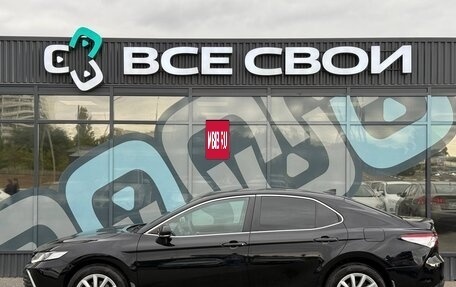 Toyota Camry, 2021 год, 2 320 000 рублей, 9 фотография