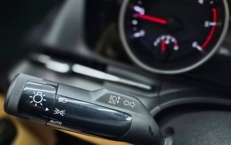 KIA Carnival, 2020 год, 2 780 000 рублей, 18 фотография