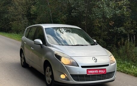 Renault Scenic III, 2010 год, 650 000 рублей, 1 фотография