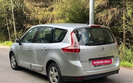 Renault Scenic III, 2010 год, 650 000 рублей, 5 фотография