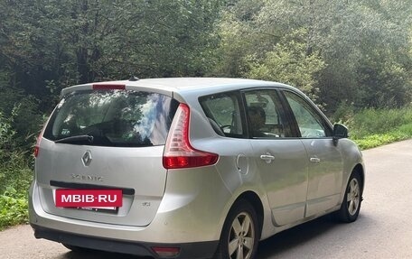 Renault Scenic III, 2010 год, 650 000 рублей, 4 фотография