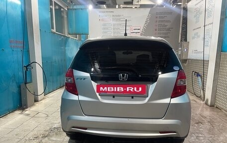 Honda Fit III, 2012 год, 850 000 рублей, 4 фотография