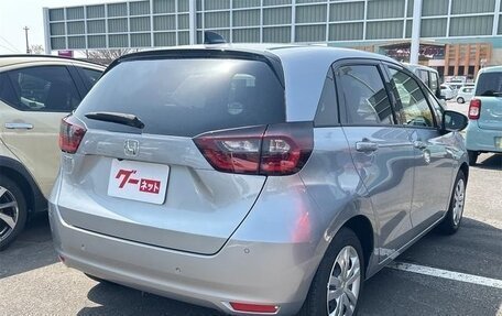 Honda Fit, 2021 год, 901 001 рублей, 3 фотография