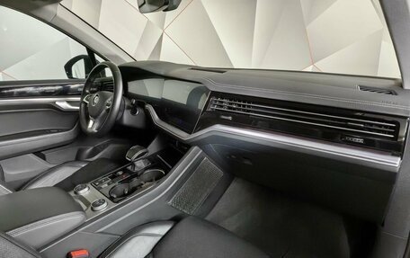 Volkswagen Touareg III, 2021 год, 5 995 000 рублей, 9 фотография