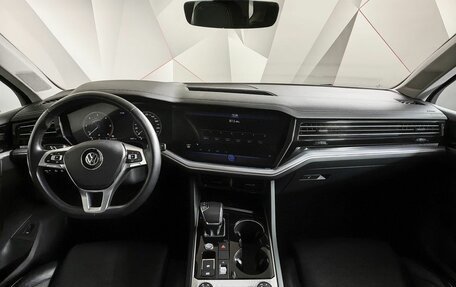 Volkswagen Touareg III, 2021 год, 5 995 000 рублей, 10 фотография