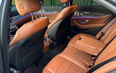 Mercedes-Benz E-Класс, 2021 год, 5 400 000 рублей, 7 фотография