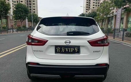 Nissan Qashqai, 2022 год, 1 700 000 рублей, 6 фотография