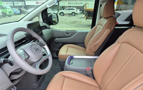 Hyundai Staria, 2024 год, 4 466 000 рублей, 14 фотография