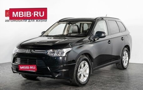 Mitsubishi Outlander III рестайлинг 3, 2014 год, 1 749 000 рублей, 1 фотография