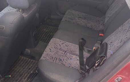 Mazda 323, 2000 год, 155 000 рублей, 3 фотография