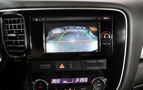 Mitsubishi Outlander III рестайлинг 3, 2014 год, 1 749 000 рублей, 12 фотография