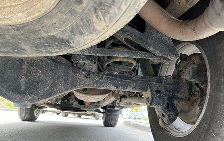 Toyota Land Cruiser Prado 120 рестайлинг, 2003 год, 1 599 000 рублей, 24 фотография