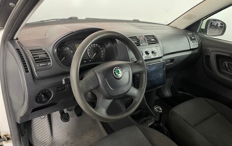 Skoda Fabia II, 2011 год, 428 000 рублей, 11 фотография