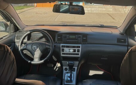 Toyota Corolla, 2004 год, 570 000 рублей, 3 фотография