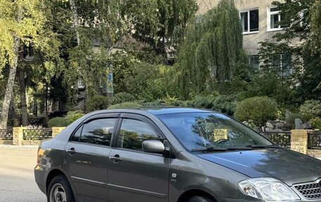 Toyota Corolla, 2004 год, 570 000 рублей, 2 фотография