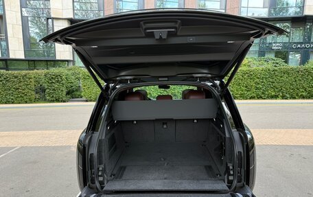 Land Rover Range Rover IV рестайлинг, 2024 год, 18 900 000 рублей, 13 фотография