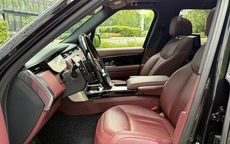 Land Rover Range Rover IV рестайлинг, 2024 год, 18 900 000 рублей, 16 фотография