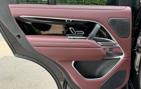 Land Rover Range Rover IV рестайлинг, 2024 год, 18 900 000 рублей, 28 фотография