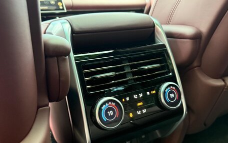 Land Rover Range Rover IV рестайлинг, 2024 год, 18 900 000 рублей, 33 фотография