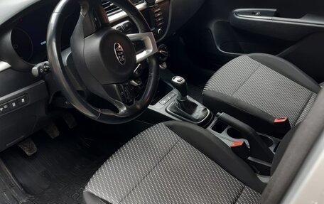 KIA Rio IV, 2018 год, 1 200 000 рублей, 3 фотография